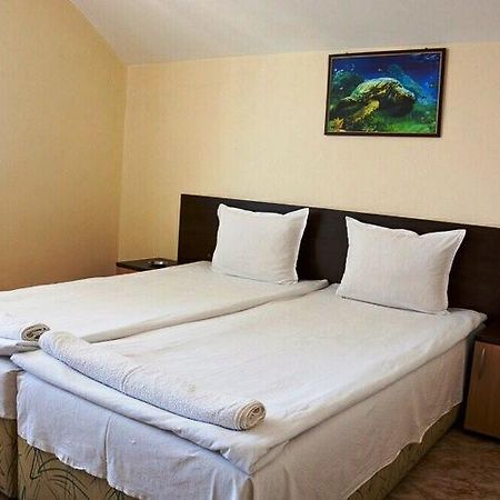 Guest House Jumbo Aheloy Buitenkant foto