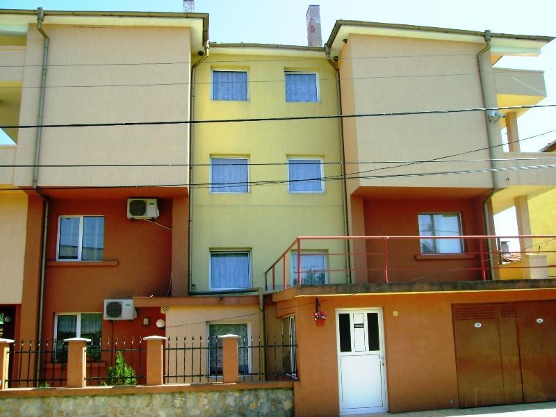 Guest House Jumbo Aheloy Buitenkant foto