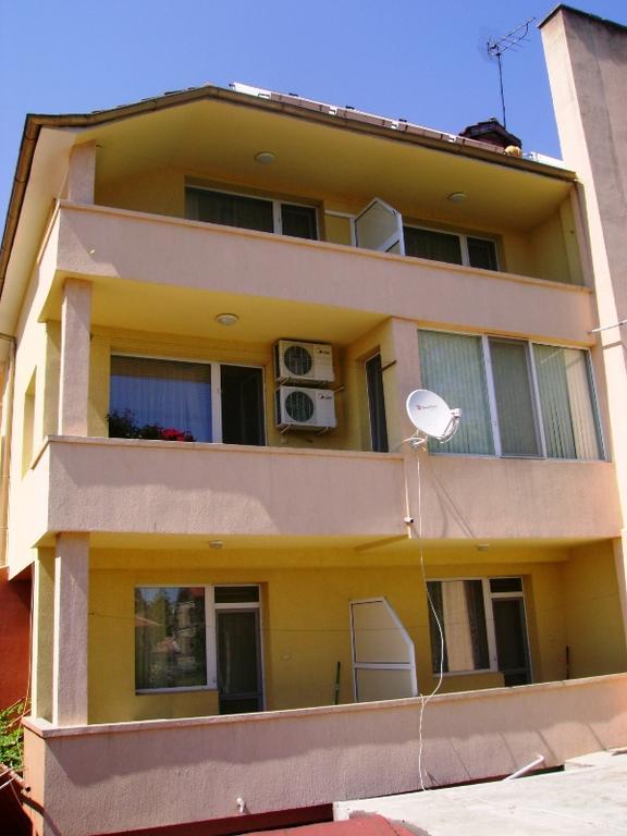 Guest House Jumbo Aheloy Buitenkant foto