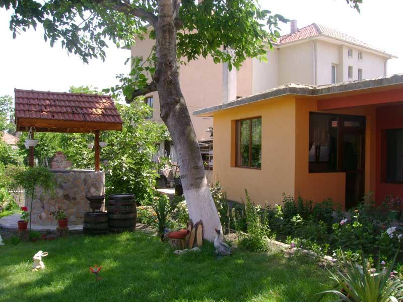 Guest House Jumbo Aheloy Buitenkant foto